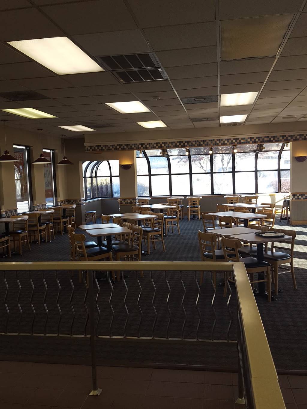 Wendys | restaurant | 4426 S Tryon St, Charlotte, NC 28217, USA | 7045235238 OR +1 704-523-5238