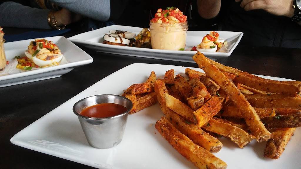 The Attic | restaurant | 3441 E Broadway, Long Beach, CA 90803, USA | 5624330153 OR +1 562-433-0153