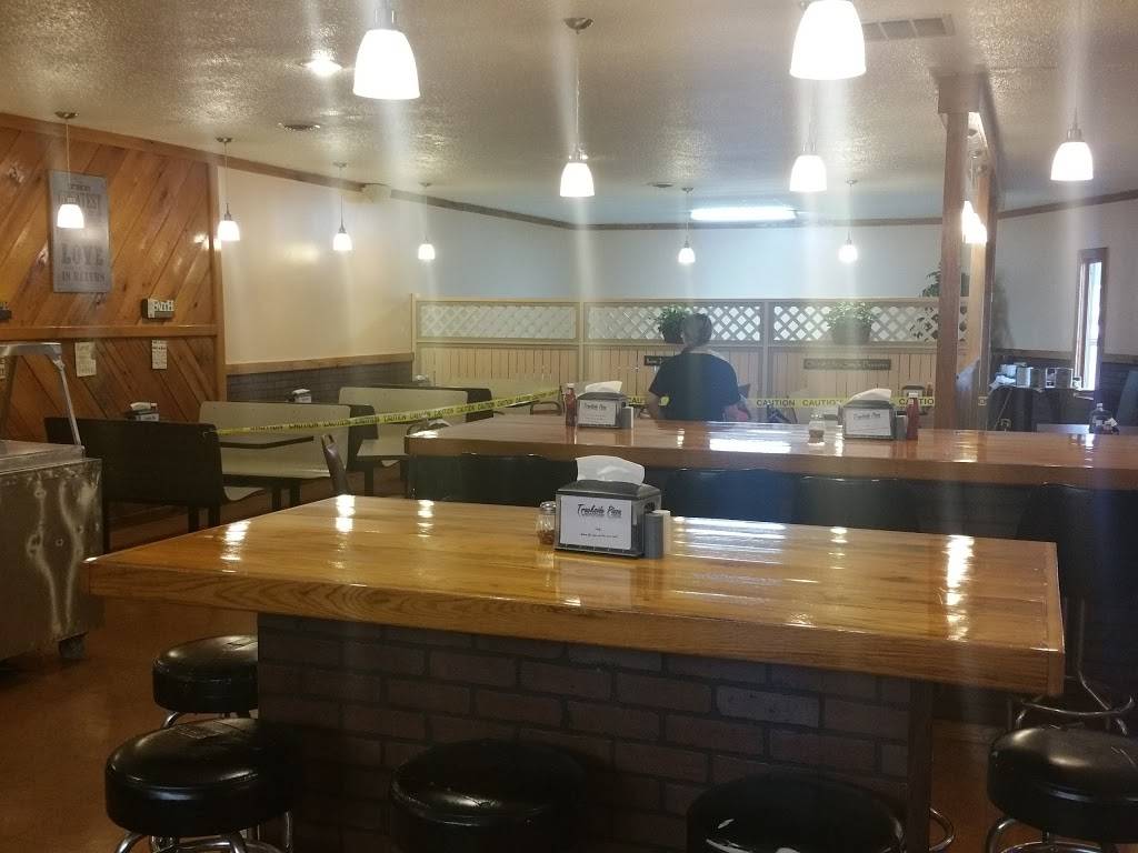 Trackside Pizza | restaurant | 164 N Buckeye St, Osgood, IN 47037, USA | 8126891900 OR +1 812-689-1900