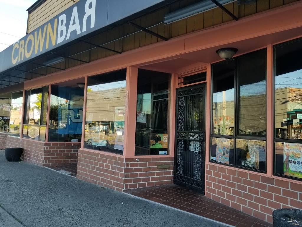 Crown Bar | restaurant | 2705 6th Ave, Tacoma, WA 98406, USA | 2532724177 OR +1 253-272-4177