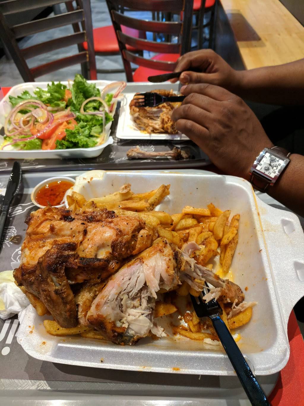 Monteiro - Grillades Portugaises (Jean Talon) | restaurant | 355 Rue Jean-Talon, Montréal, QC H2R 1T4, Canada | 5143796696 OR +1 514-379-6696