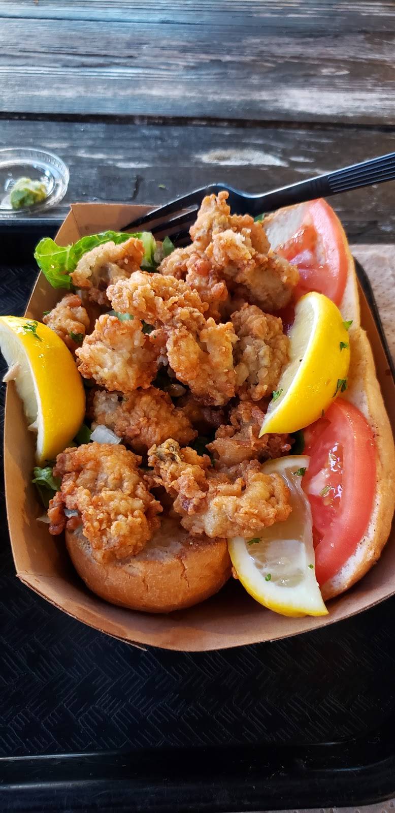 Timotis Seafood Shak | restaurant | 21 N 3rd St, Fernandina Beach, FL 32034, USA | 9043106550 OR +1 904-310-6550