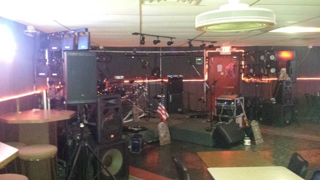 Bargersville Bar & Grill | restaurant | 70 N Baldwin St, Bargersville, IN 46106, USA | 3173666036 OR +1 317-366-6036