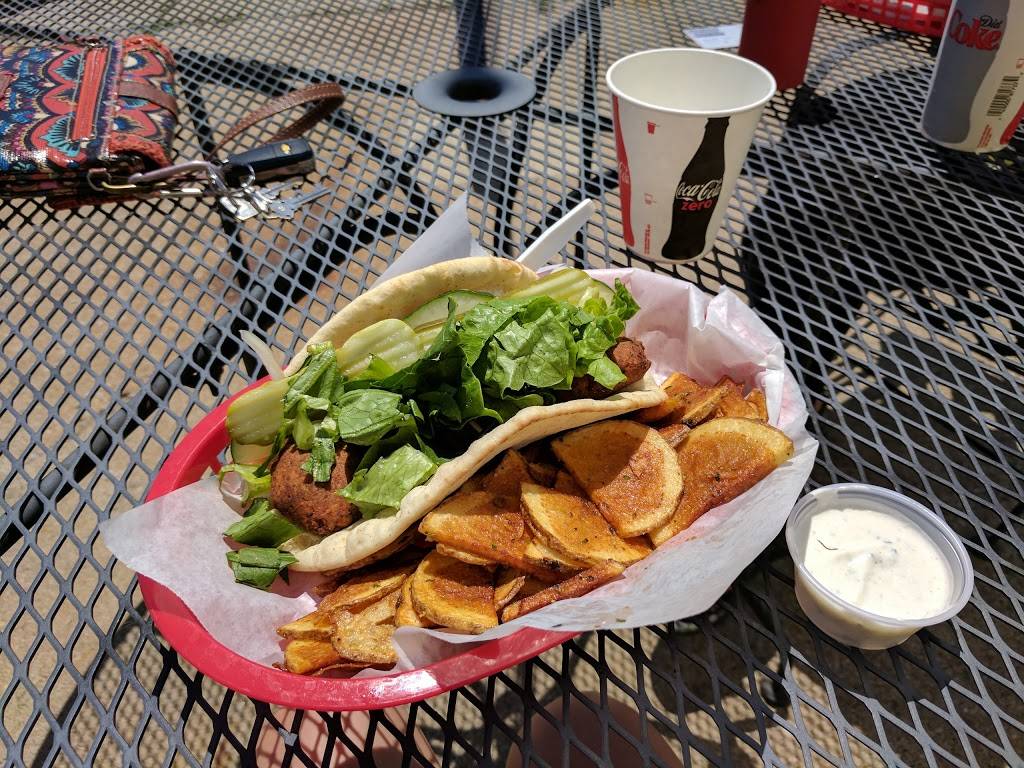 Bobaloons | restaurant | 1700 Ludington St, Escanaba, MI 49829, USA | 9067896169 OR +1 906-789-6169