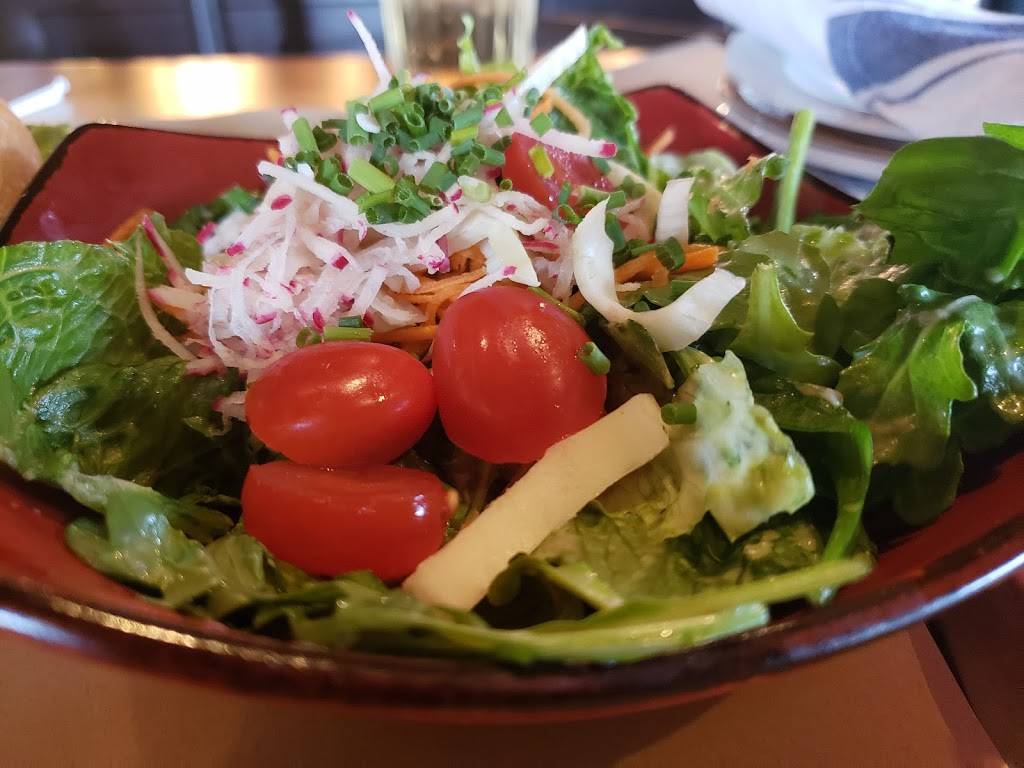 Scaddabush Italian Kitchen & Bar | restaurant | 209 Rathburn Rd W, Mississauga, ON L5B 4C1, Canada | 9052811721 OR +1 905-281-1721