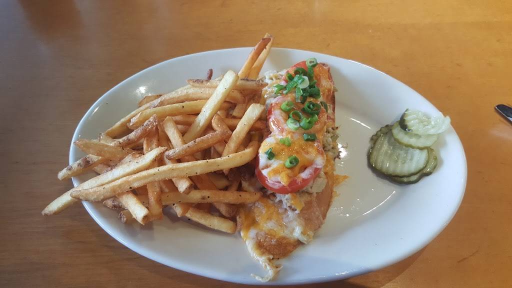 The Fish Peddler Restaurant | restaurant | 1199 Dock St, Tacoma, WA 98402, USA | 2536272158 OR +1 253-627-2158