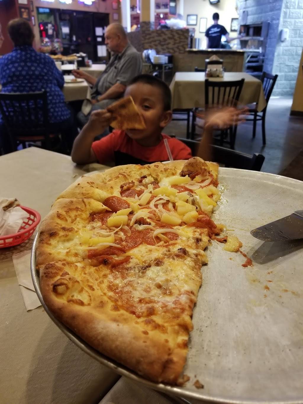 New York Pizza Pub | restaurant | 2345 TX-337 Loop, New Braunfels, TX 78130, USA | 8306269782 OR +1 830-626-9782