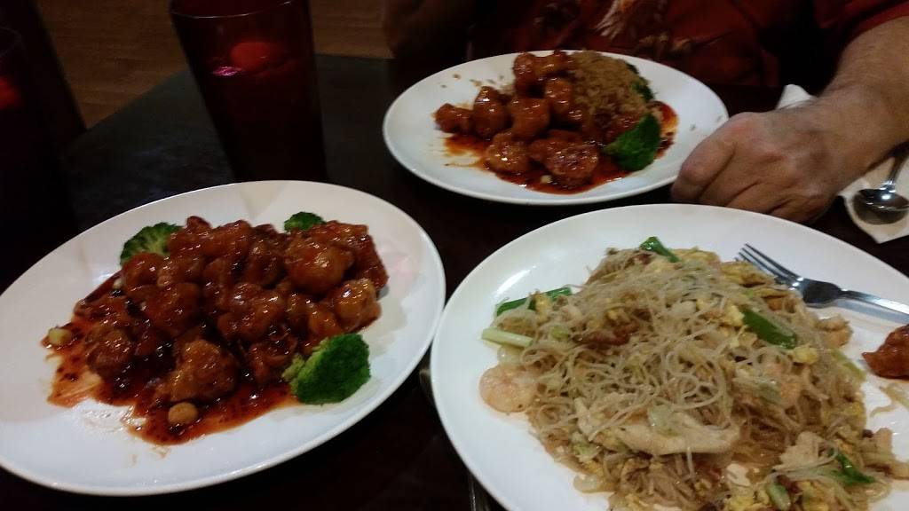 Empire Garden | restaurant | 6203, 1617 E Lamar Alexander Pkwy, Maryville, TN 37804, USA | 8659840777 OR +1 865-984-0777