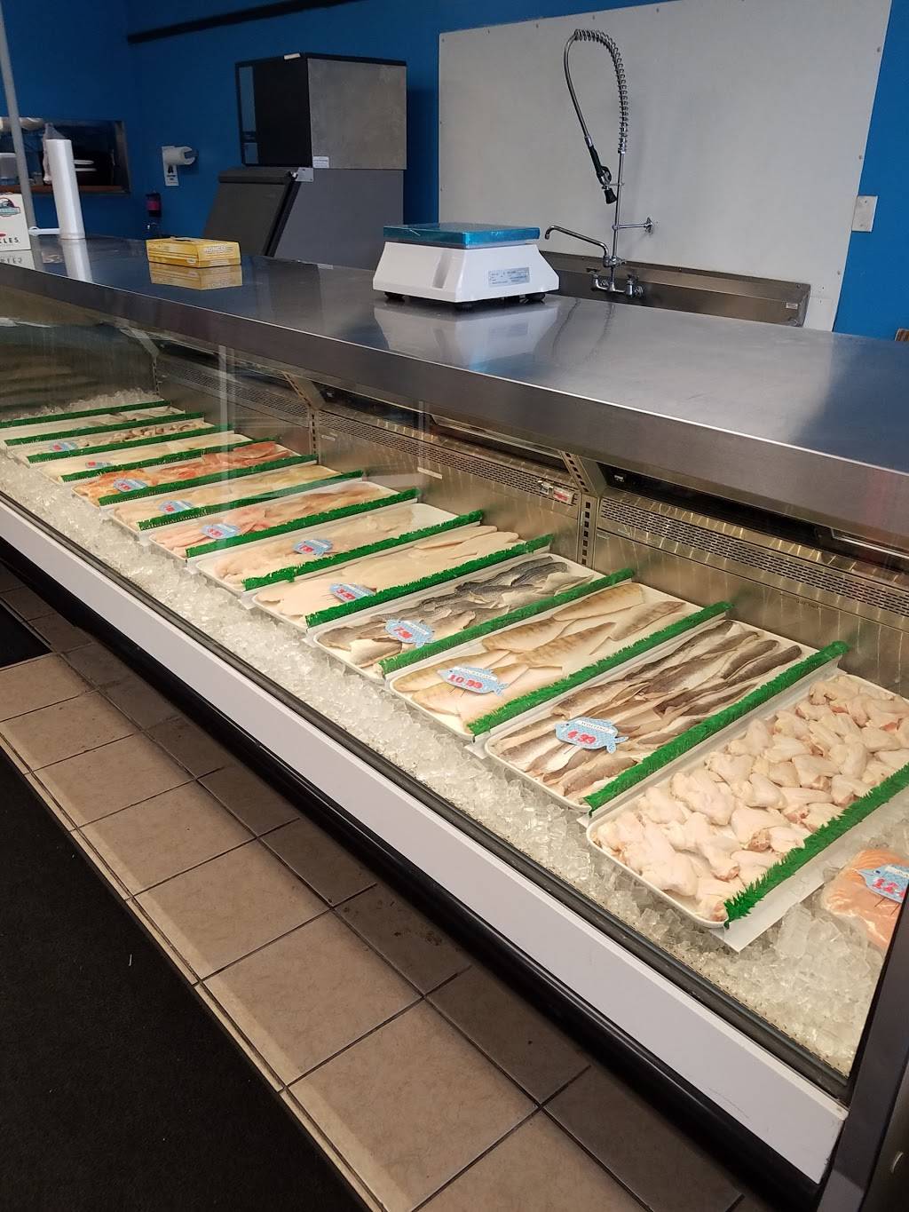 Westland Fish & Chicken Market | restaurant | 1912 S Venoy Rd, Westland, MI 48186, USA | 7345896660 OR +1 734-589-6660