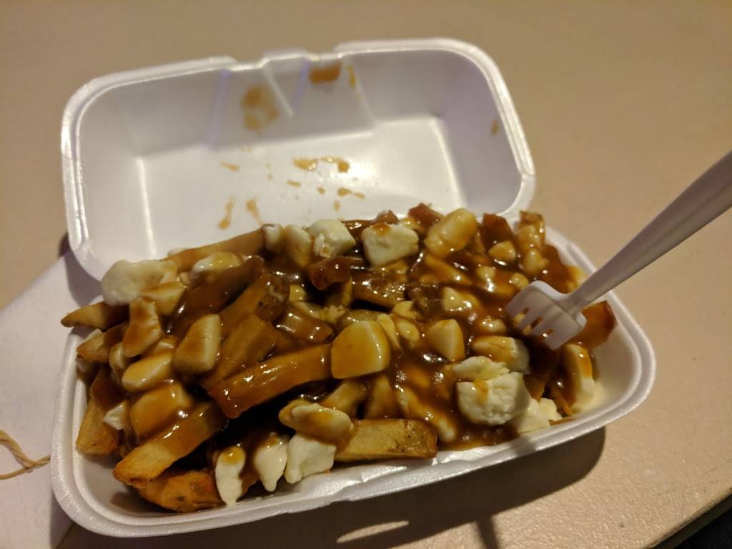 Nikos Place | restaurant | 5125 Victoria Ave, Niagara Falls, ON L2E 4E4, Canada | 9053530186 OR +1 905-353-0186