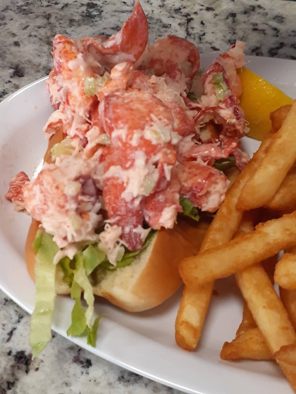 Fast Deck Seafood Restaurant | restaurant | 8951 Bonita Beach Rd SE #550, Bonita Springs, FL 34135, USA | 2396761122 OR +1 239-676-1122