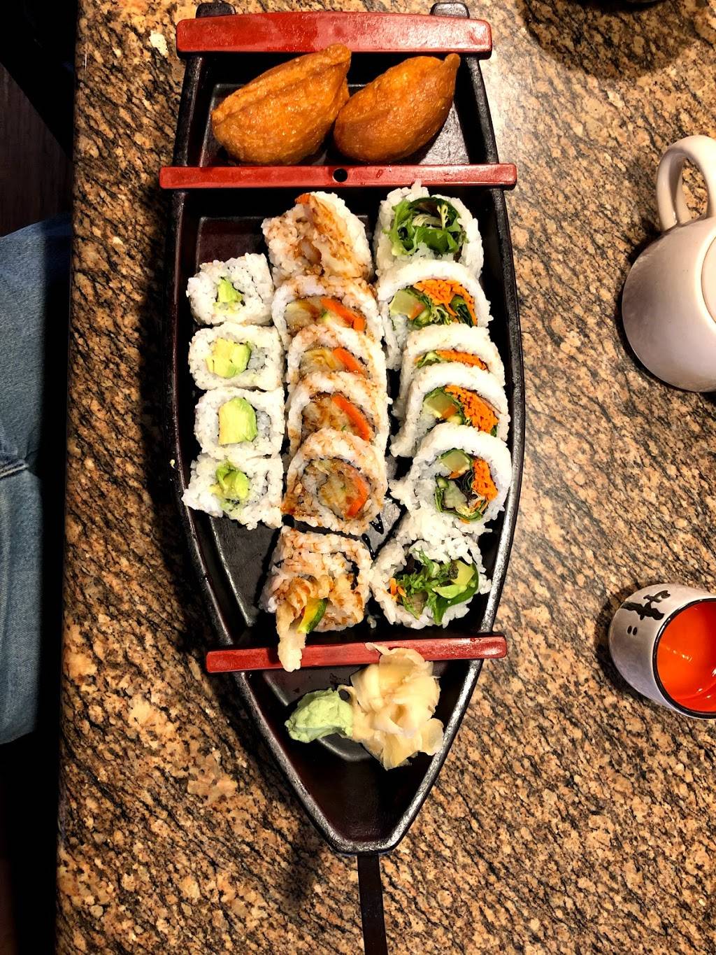 Sushi & Maki | restaurant | 2401 NE Cornell Rd, Hillsboro, OR 97124, USA | 5036484366 OR +1 503-648-4366