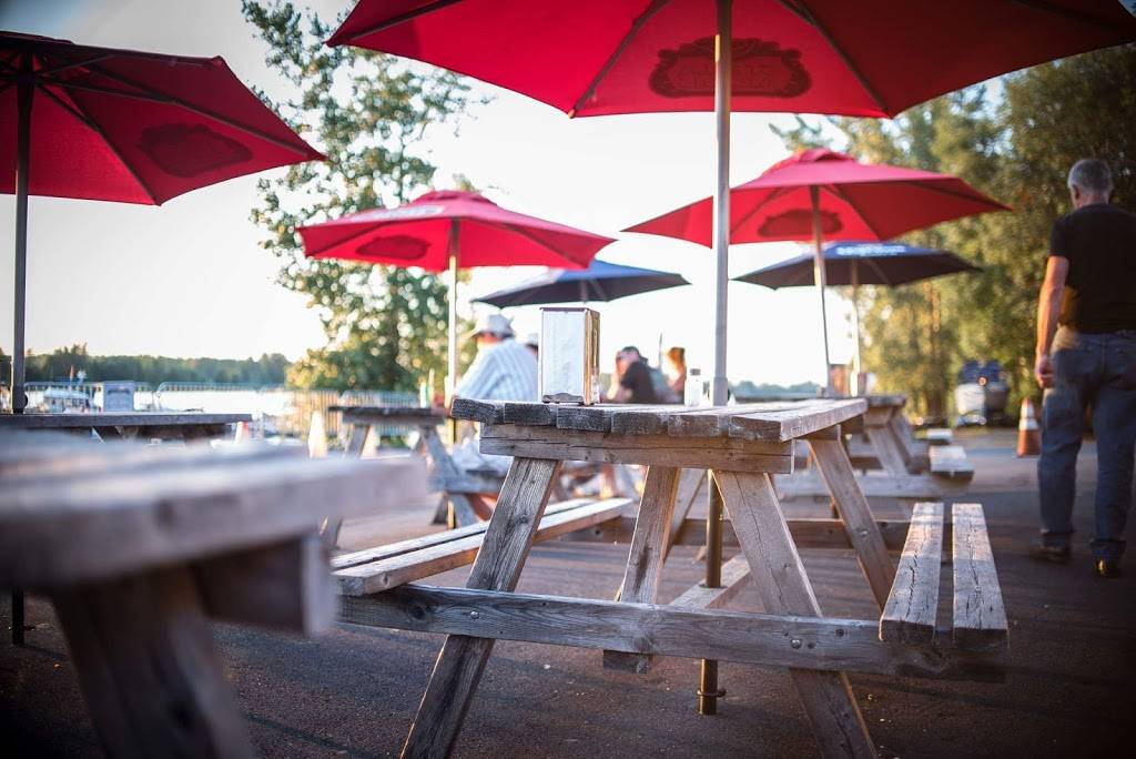 Restaurant Marina Boucherville | restaurant | 535 Boulevard Marie-Victorin, Boucherville, QC J4B 8T4, Canada | 4504494616 OR +1 450-449-4616