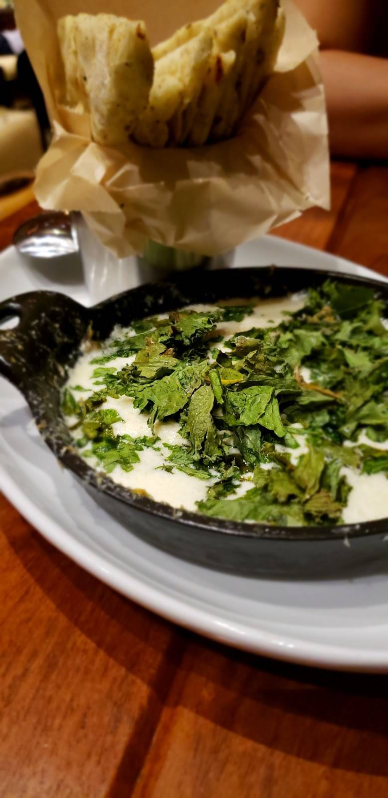 KoSin Restaurant | restaurant | 5594 W Wild Horse Pass Blvd, Chandler, AZ 85226, USA | 6022250100 OR +1 602-225-0100