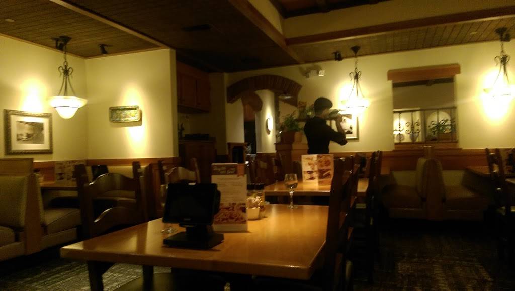 Olive Garden Italian Restaurant | meal takeaway | 20 S Colonial Dr #8, Alabaster, AL 35007, USA | 2056630945 OR +1 205-663-0945