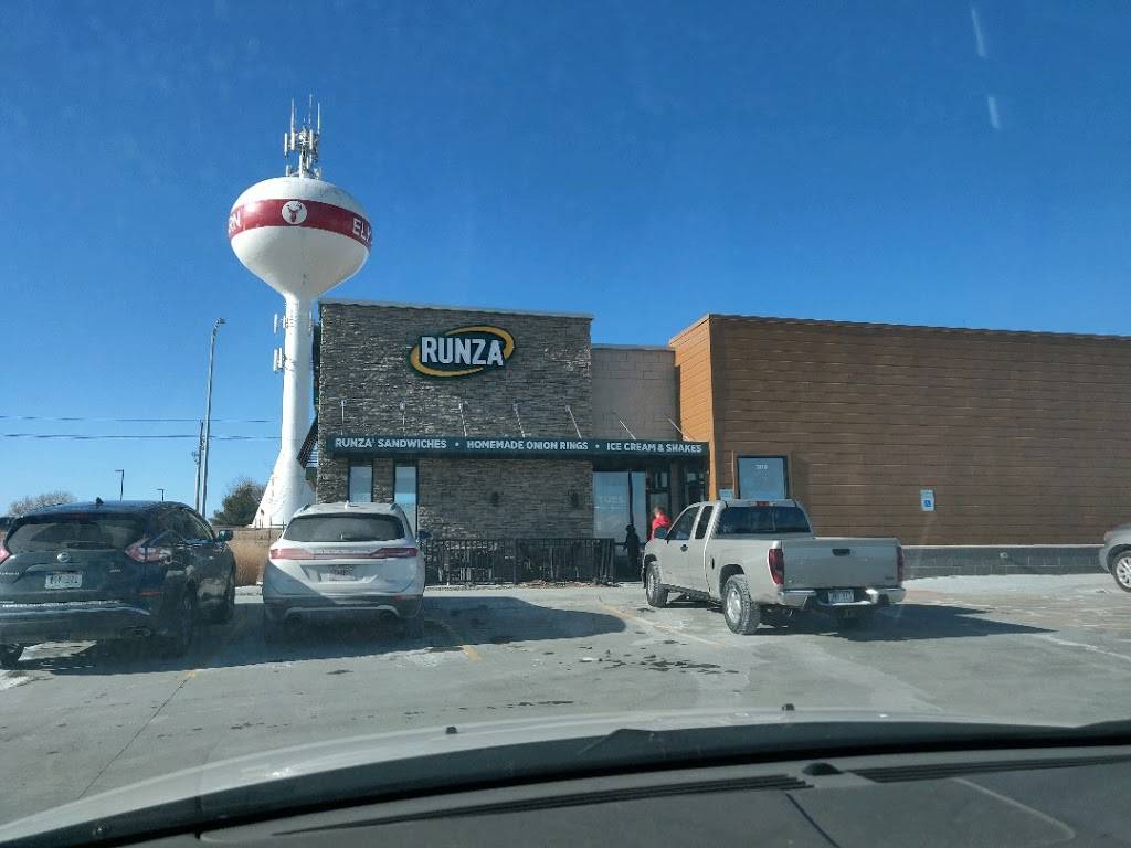 Runza Restaurant | restaurant | 3910 N 203rd St, Elkhorn, NE 68022, USA | 4025021237 OR +1 402-502-1237