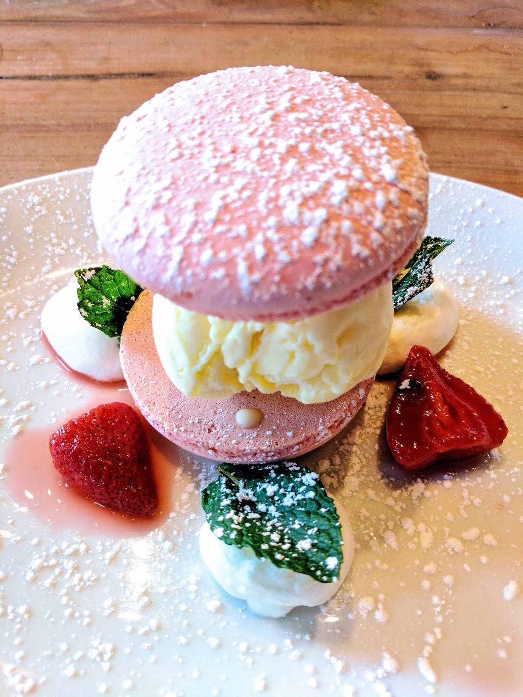 The Optimist | restaurant | 914 Howell Mill Rd, Atlanta, GA 30318, USA | 4044776260 OR +1 404-477-6260