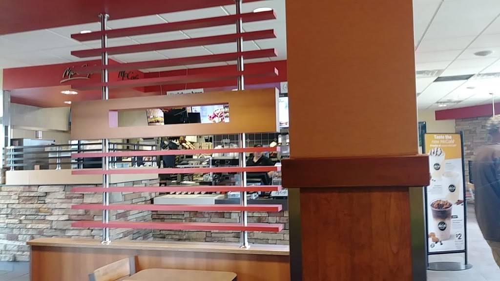 McDonalds | cafe | 1300 W Main St, Lowell, MI 49331, USA | 6168974141 OR +1 616-897-4141