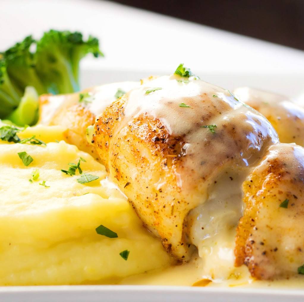 Latitude Seafood Co. Richmond | restaurant | 9216 Stony Point Pkwy # 148, Richmond, VA 23235, USA | 8047298441 OR +1 804-729-8441