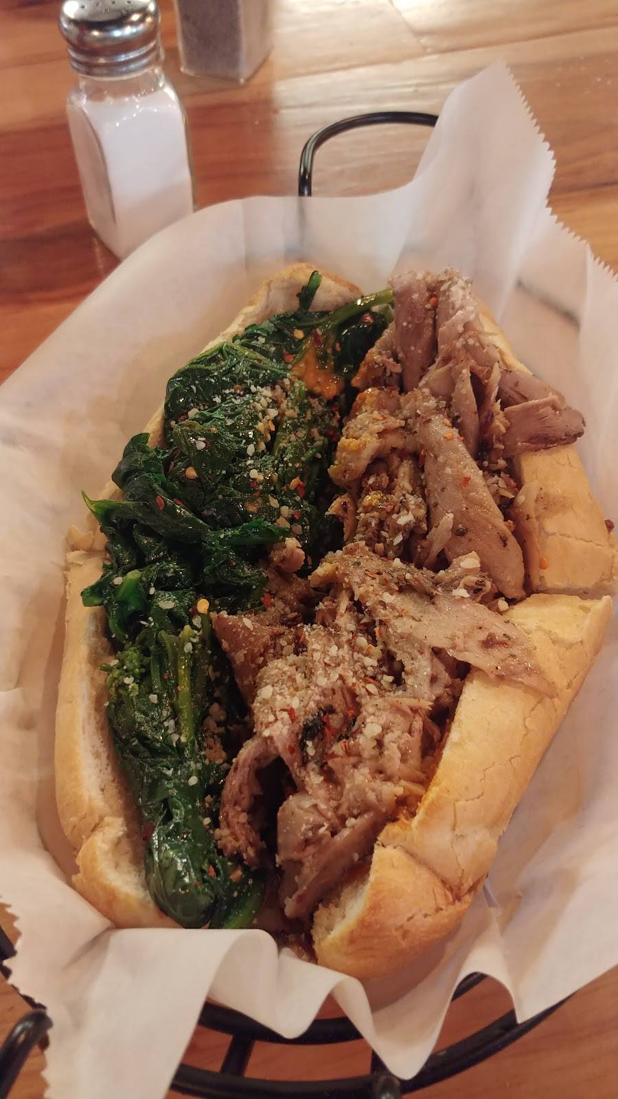 Mr. Zs | restaurant | 129 W 1st St, Sanford, FL 32771, USA | 4079157000 OR +1 407-915-7000