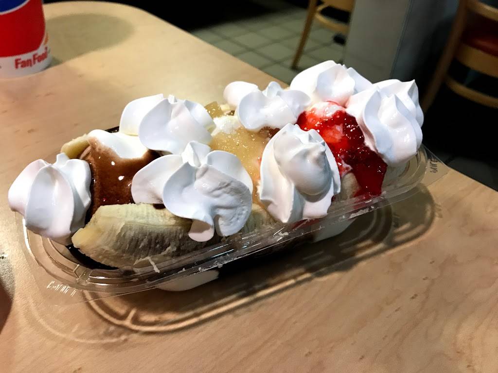 Dairy Queen Grill & Chill | restaurant | 701 N 3rd St, St Joseph, IL 61873, USA | 2174698078 OR +1 217-469-8078