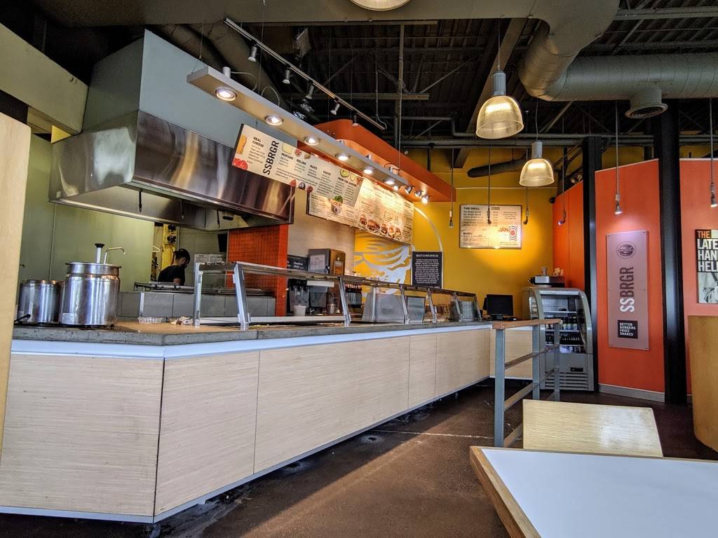 South St. Burger | restaurant | 2215 Steeles Ave W, North York, ON M3J 3N2, Canada | 4165141412 OR +1 416-514-1412