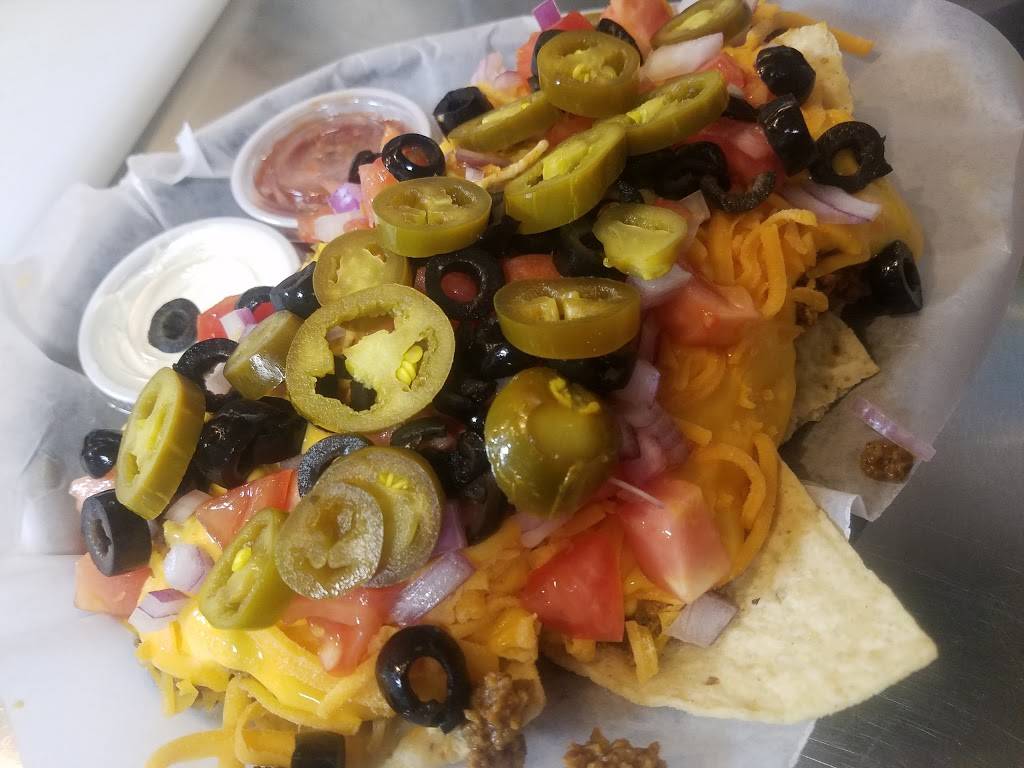 The Dog House Bar And Grill | restaurant | 36356 Abrams St, Whitehall, WI 54773, USA | 7155389121 OR +1 715-538-9121