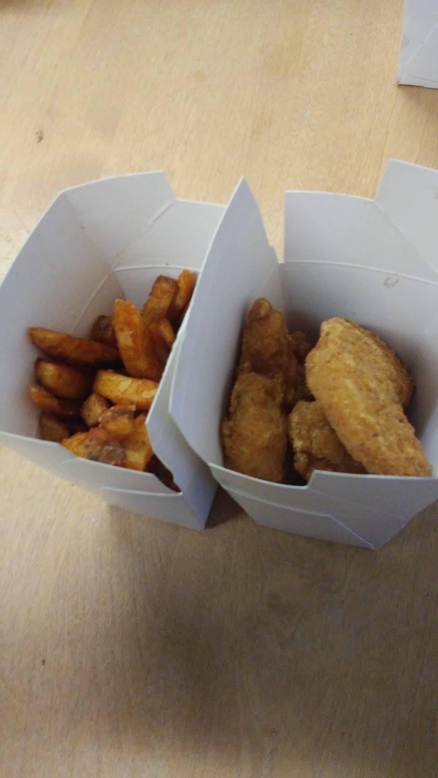 The Chicken Place | restaurant | 142 Willowdale Ave, North York, ON M2N 4Y4, Canada | 4162292777 OR +1 416-229-2777