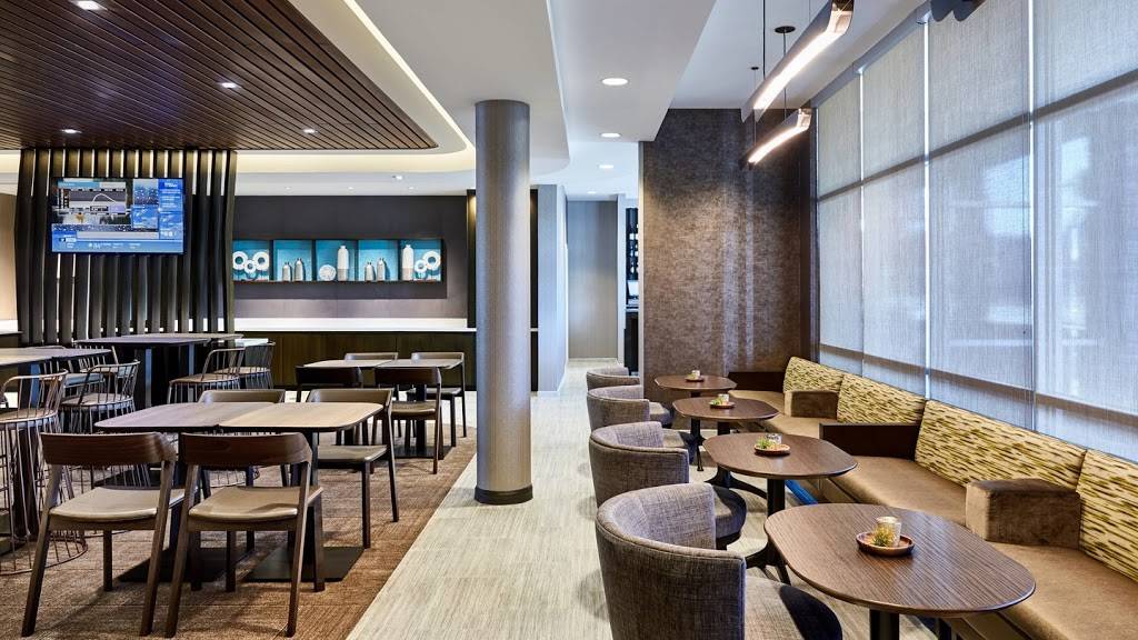 SpringHill Suites by Marriott | restaurant | 195 Hegenberger Rd, Oakland, CA 94621, USA | 5105697000 OR +1 510-569-7000
