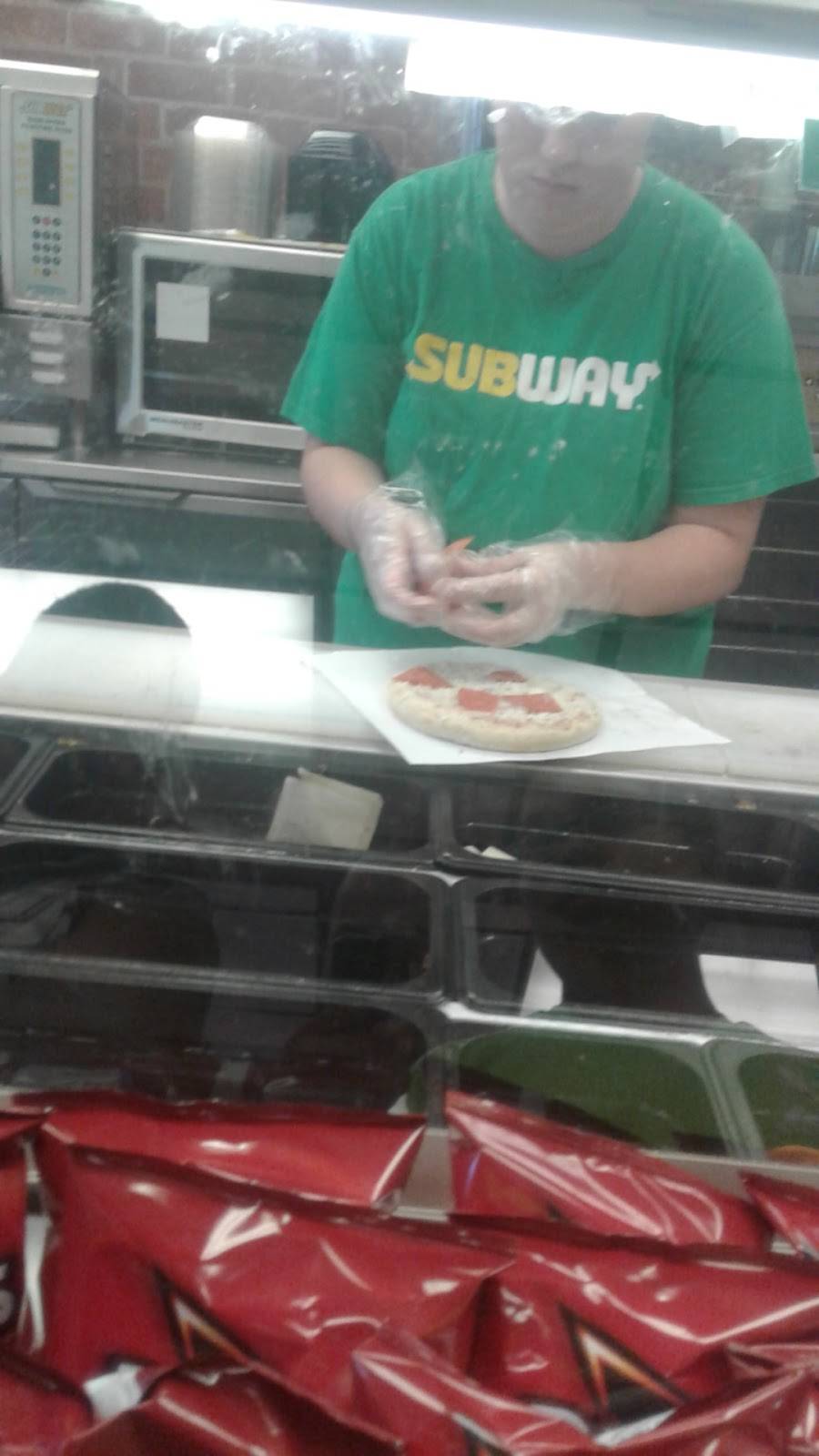 Subway | restaurant | 686 N Jackson St, Houston, MS 38851, USA | 6624560050 OR +1 662-456-0050