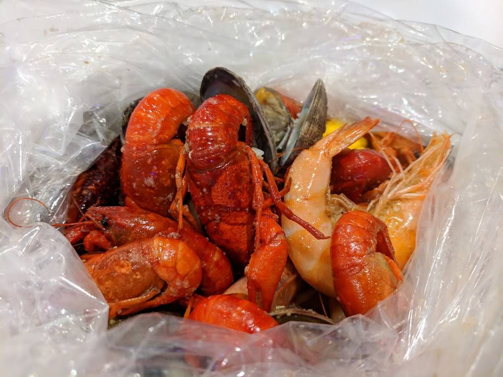 Crawfish Lovers | restaurant | 3126 Senter Rd, San Jose, CA 95111, USA | 4086668492 OR +1 408-666-8492