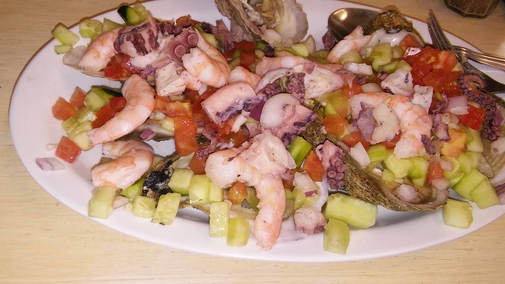 Mariscos Las Islitas | restaurant | 619 Old Coors Dr SW, Albuquerque, NM 87121, USA | 5058364998 OR +1 505-836-4998