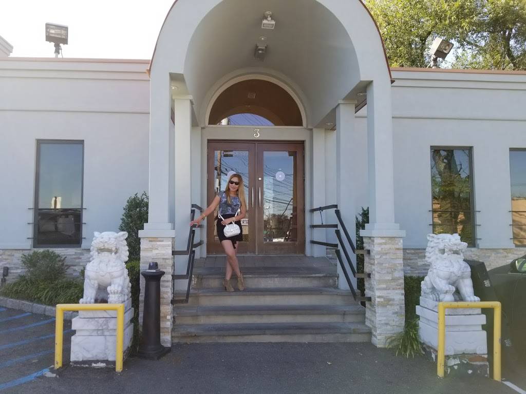 Hunan Taste | restaurant | 3 Northern Blvd, Greenvale, NY 11548, USA | 5166216616 OR +1 516-621-6616