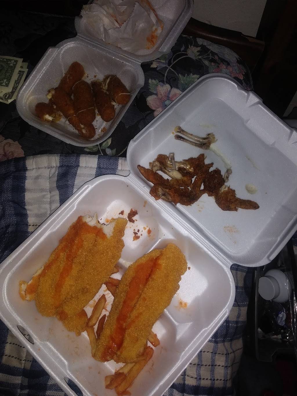 Indy Steak & Lemonade | restaurant | 3367 W 10th St, Indianapolis, IN 46222, USA | 3179749995 OR +1 317-974-9995