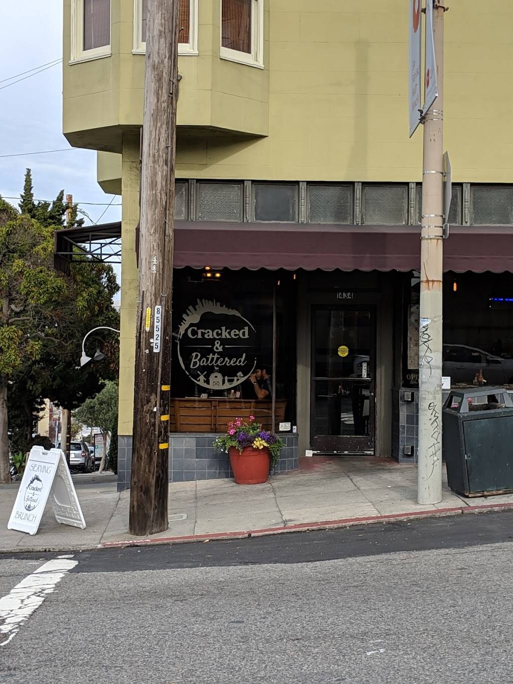 Cracked & Battered | restaurant | 1434 18th St, San Francisco, CA 94107, USA | 4159268645 OR +1 415-926-8645