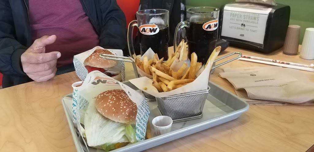 A&W Canada | restaurant | 1636 Highway 15, RR2, Kingston, ON K7L 5H6, Canada | 6135448221 OR +1 613-544-8221