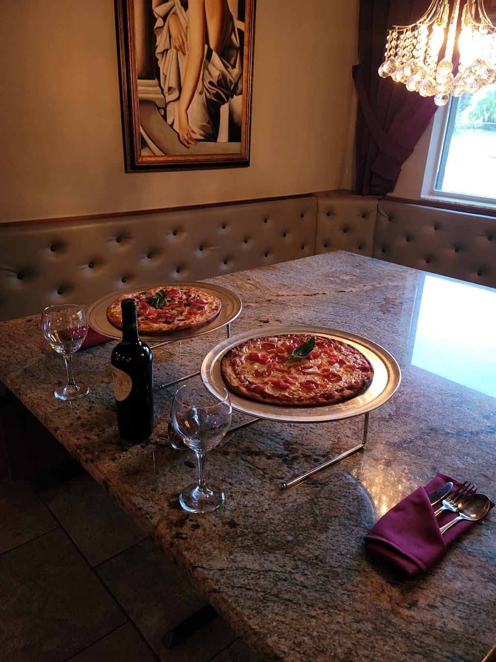 DeLukas Restaurant & Bar | restaurant | 1343 Cleveland St, Clearwater, FL 33755, USA | 7274004047 OR +1 727-400-4047