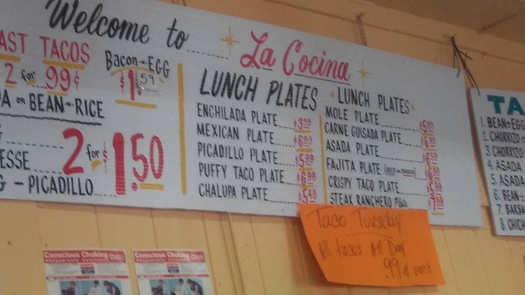 La Cocina | restaurant | 802 N Zarzamora St, San Antonio, TX 78207, USA | 2104322553 OR +1 210-432-2553