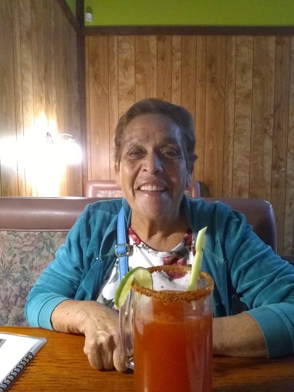 Restaurante Las Fogatas | restaurant | 407 Finley Dr, Taft, CA 93268, USA | 9145270978 OR +1 914-527-0978