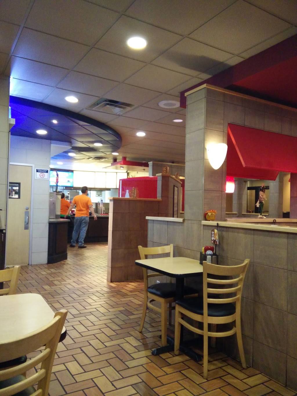 Dairy Queen Grill & Chill | restaurant | 700 Highlander Point Dr, Floyds Knobs, IN 47119, USA | 8129239551 OR +1 812-923-9551