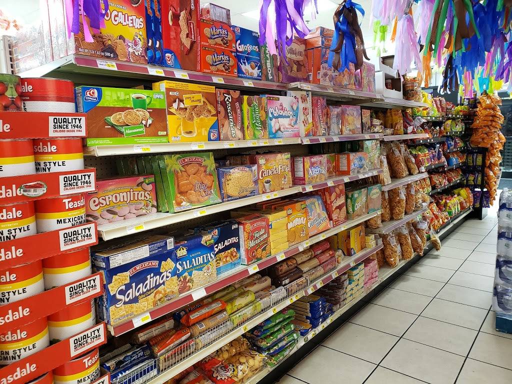 La Tovara | restaurant | 1032 N Pacific Hwy, Woodburn, OR 97071, USA | 5039020661 OR +1 503-902-0661