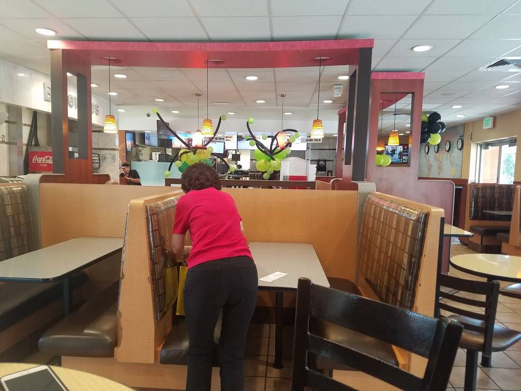 McDonalds | cafe | 1634 W Glenoaks Blvd, Glendale, CA 91201, USA | 8182468900 OR +1 818-246-8900