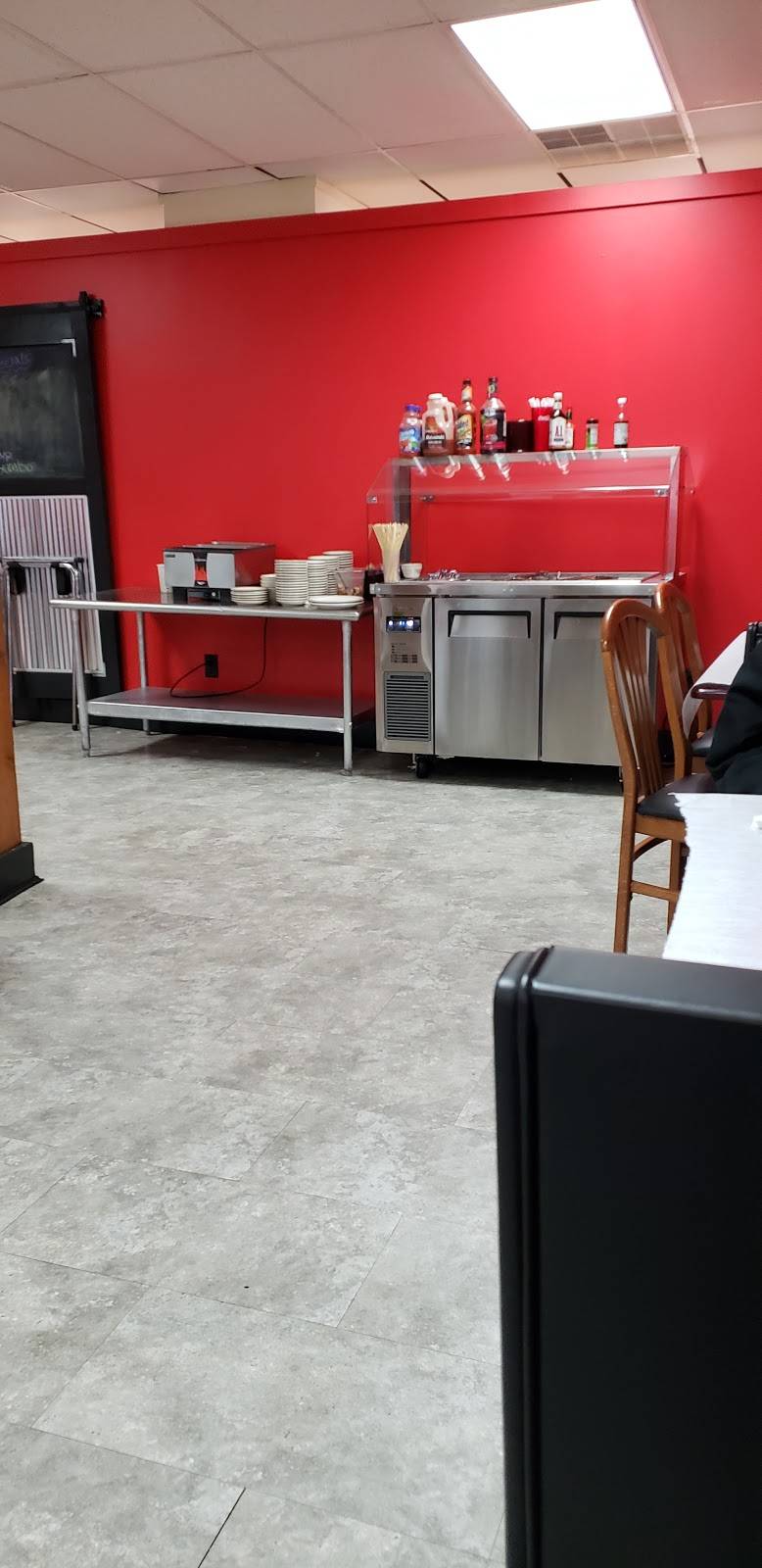 Macker Backer | restaurant | 1204 Mills St, Black Earth, WI 53515, USA | 6088131083 OR +1 608-813-1083