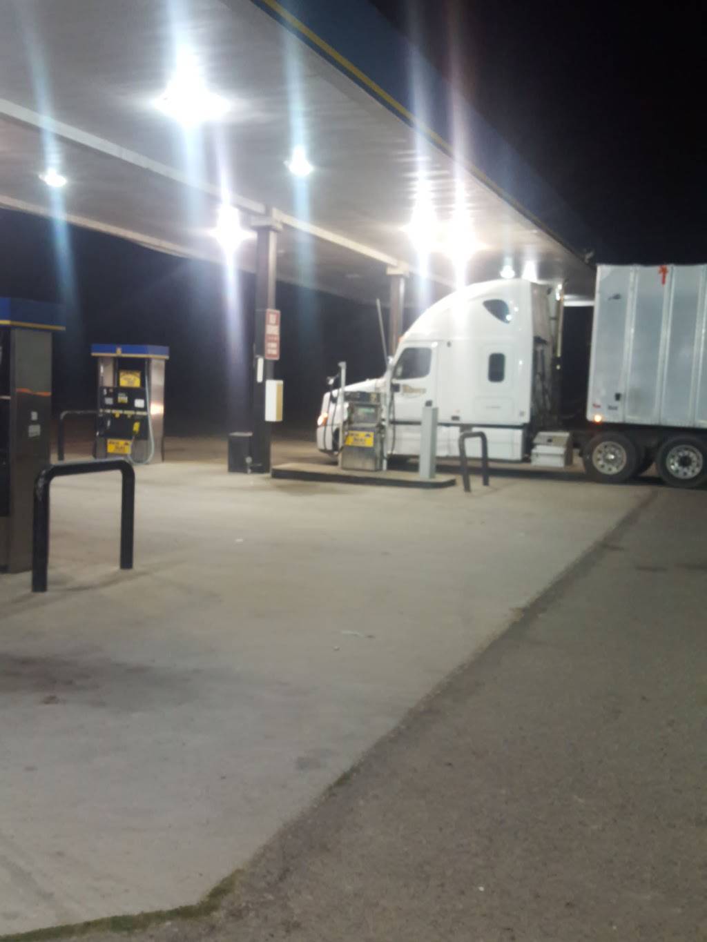 Red Barn Market | restaurant | 22794 Lincoln Rd, Chowchilla, CA 93610, USA | 5596652843 OR +1 559-665-2843