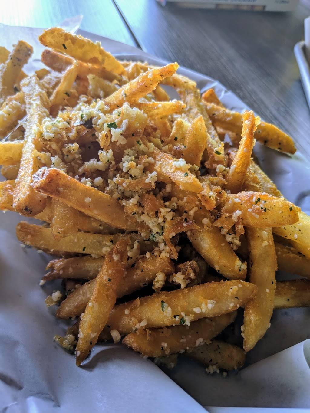 Bartlett Tap | restaurant | 113 W Railroad Ave, Bartlett, IL 60103, USA | 6308556622 OR +1 630-855-6622