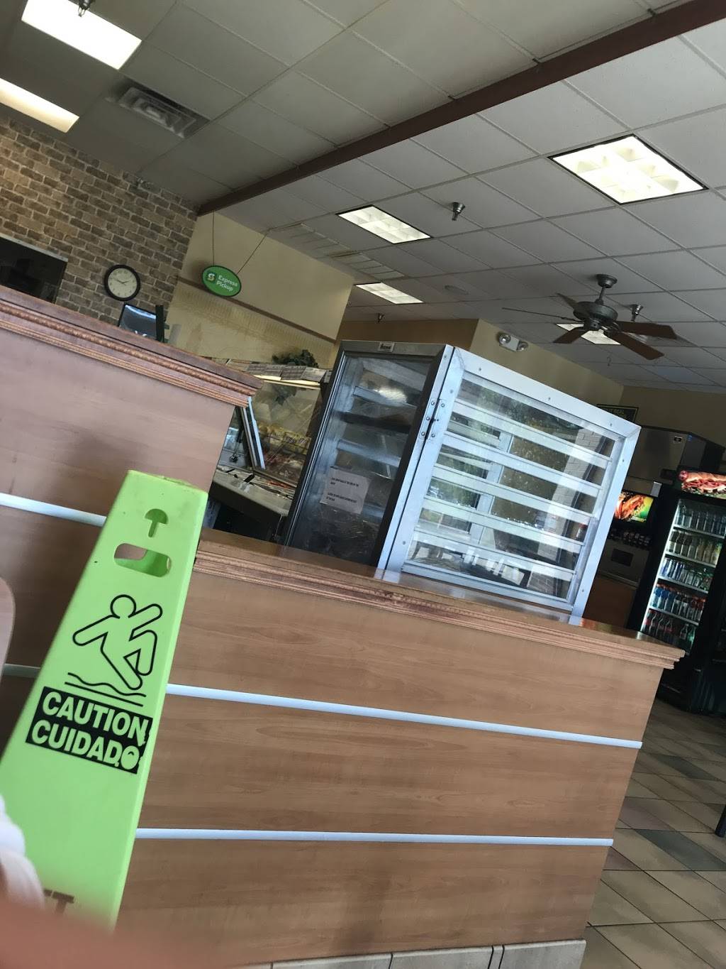 Subway | restaurant | 3701 EP True Pkwy, West Des Moines, IA 50265, USA | 5152269556 OR +1 515-226-9556