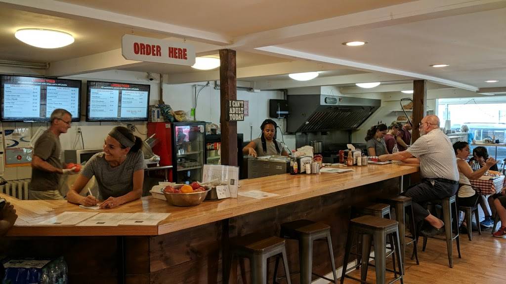 Everyday Joes | restaurant | 317 Main St, Bar Harbor, ME 04609, USA | 2072882824 OR +1 207-288-2824