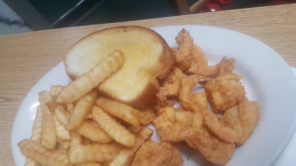 Bradley’s Seafood Steaks | restaurant | 909 N, FL-19, Palatka, FL 32177, USA | 3863264334 OR +1 386-326-4334