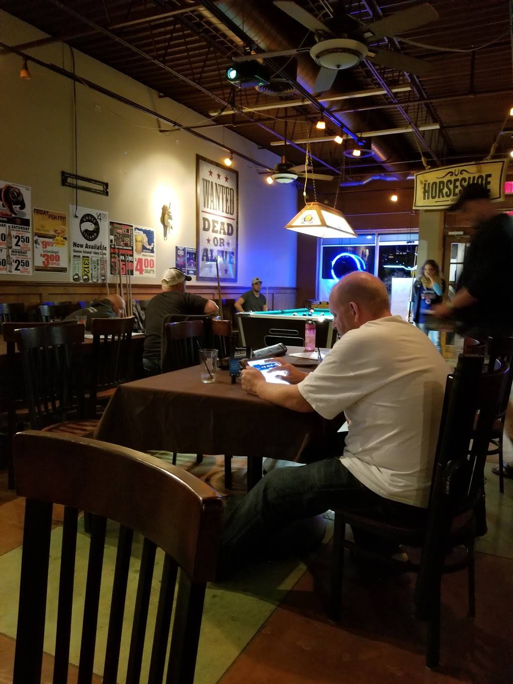 The Horseshoe Grill | restaurant | 28682 W Northwest Hwy, Lake Barrington, IL 60010, USA | 8473815530 OR +1 847-381-5530