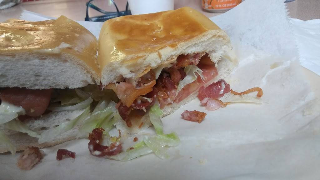 Casa Marin Restaurant | restaurant | 4195 Palm Ave, Hialeah, FL 33012, USA | 3058240023 OR +1 305-824-0023